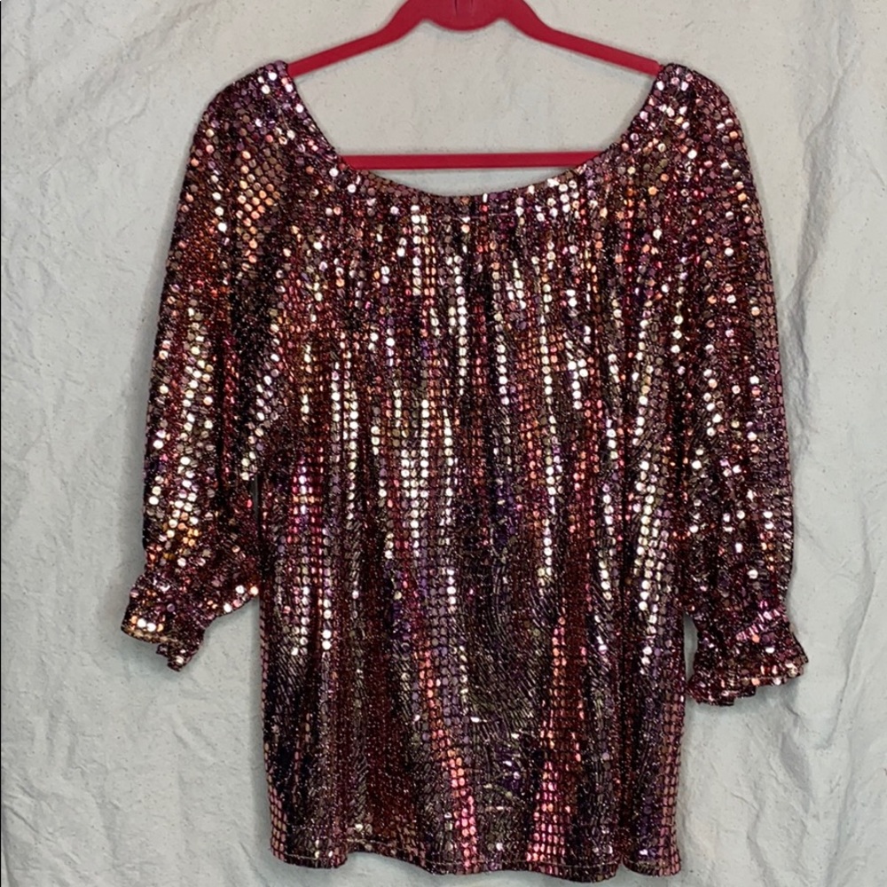 Vintage Sparkle flowy top Wear on or off shoulders